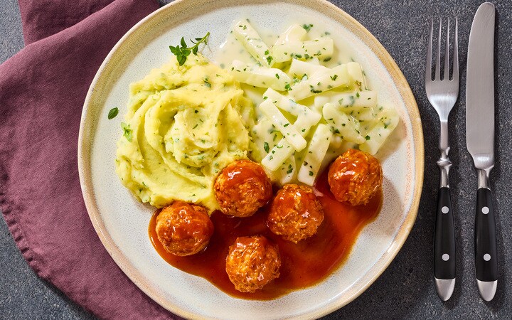 Mettbällchen mit Kohlrabigemüse (Artikelnummer 01675)